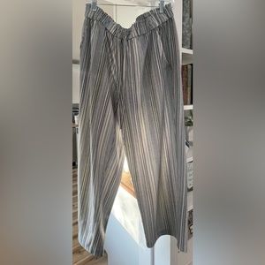 Women’s flowy drawstring plants Cato 14/16 blue green and white